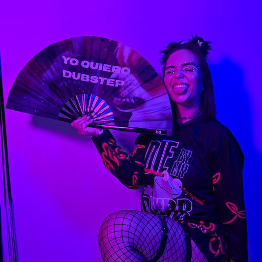 Yo Quiero Dubstep Rave Clack Fan model shot